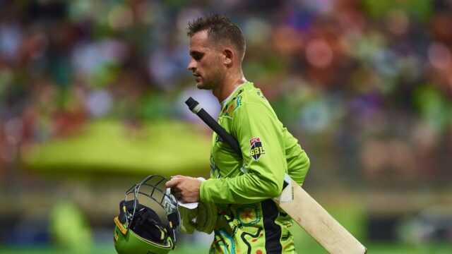 Alex Hales re-signs with Sydney Thunder